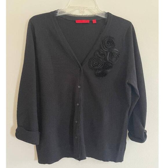 Red Black Sweater with Flowers Three Quarter‎ Sleeves Size X-Large - Picture 1 of 7